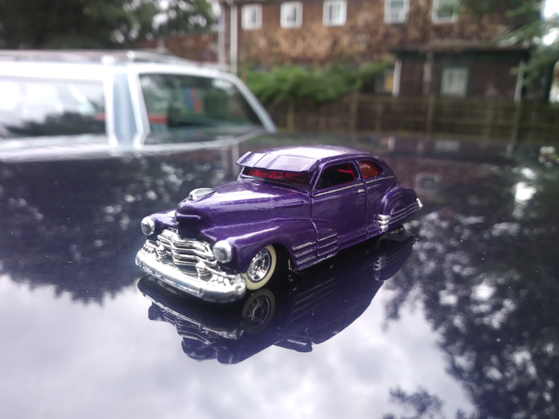 Illustration for article titled Custom purple flake Fleetline